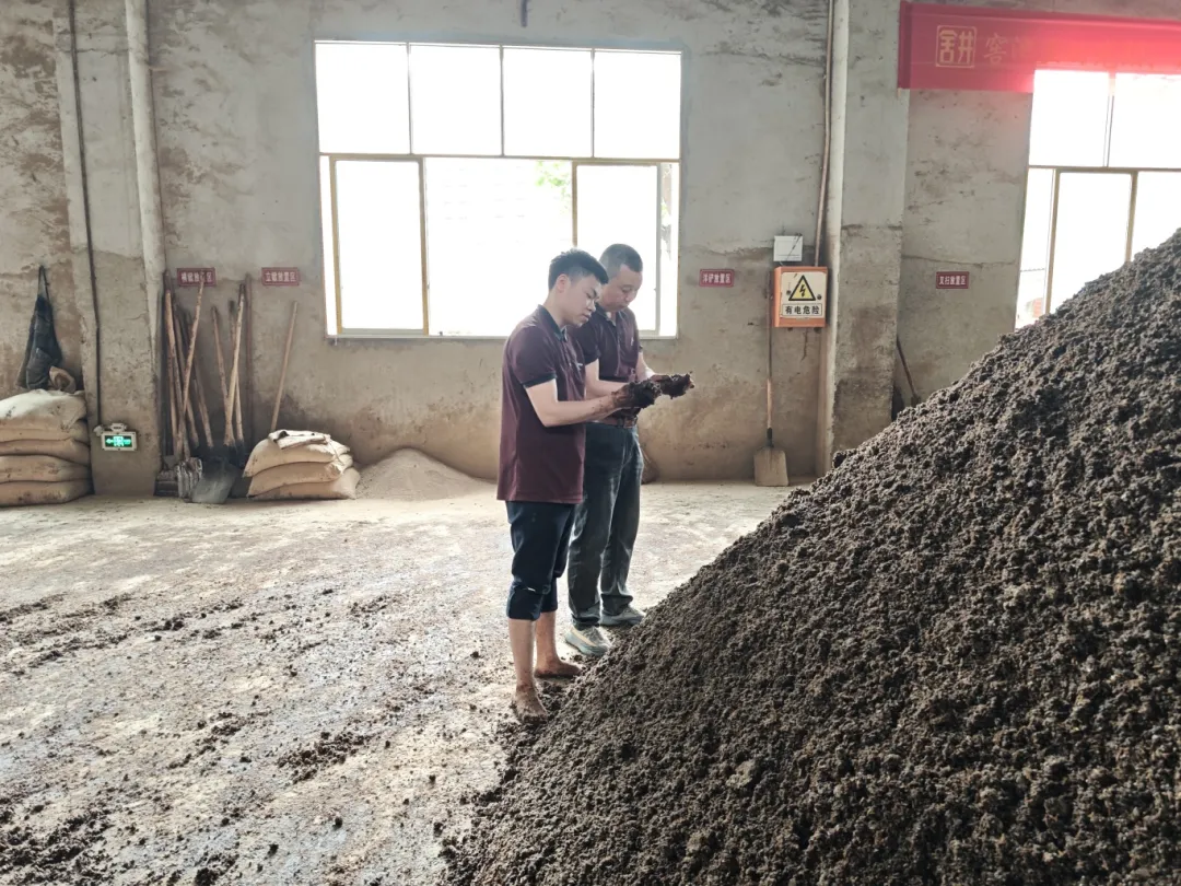 仁怀“师带徒”模式 培育上万名白酒人才(图2)