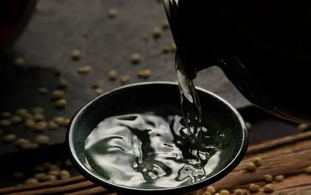 仁怀酱香酒的“前世今生”之元明： 茅台镇窖坑发酵(图2)