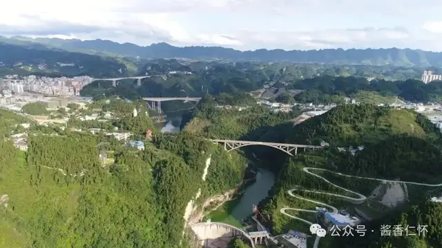 辉煌壮丽三十年 奋进未来更向前——纪念仁怀建市三十周年(图3) 辉煌壮丽三十年 奋进未来更向前——纪念仁怀建市三十周年(图3)