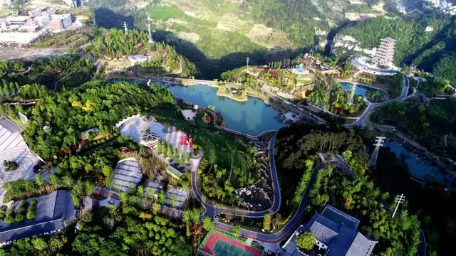 辉煌壮丽三十年 奋进未来更向前——纪念仁怀建市三十周年(图7) 辉煌壮丽三十年 奋进未来更向前——纪念仁怀建市三十周年(图7)