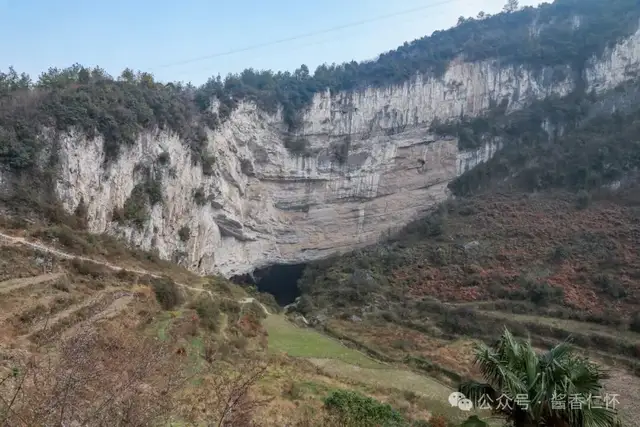 【寻仁迹】高大坪风岩洞(图1) 【寻仁迹】高大坪风岩洞(图1)