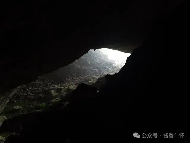 【寻仁迹】高大坪风岩洞(图2) 【寻仁迹】高大坪风岩洞(图2)