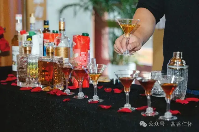 “地标非遗宴”首秀“吃货季”贵州站活动(图4) “地标非遗宴”首秀“吃货季”贵州站活动(图4)