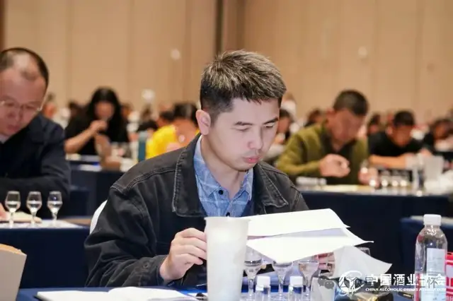 【新晋“国评”风采】潘承金:以嗅觉为尺 以钻研为度(图2) 【新晋“国评”风采】潘承金:以嗅觉为尺 以钻研为度(图2)