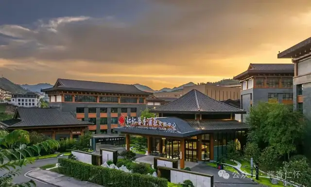 易捷 + 仁怀酱香酒:跨界合作点亮白酒行业调整期(图3) 易捷 + 仁怀酱香酒:跨界合作点亮白酒行业调整期(图3)