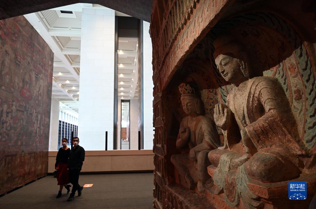 盛世修典 赓续文脉 再铸辉煌——习近平总书记关心国家重大文化工程“中国历代绘画大系”编纂出版工作纪实(图3) 盛世修典 赓续文脉 再铸辉煌——习近平总书记关心国家重大文化工程“中国历代绘画大系”编纂出版工作纪实(图3)